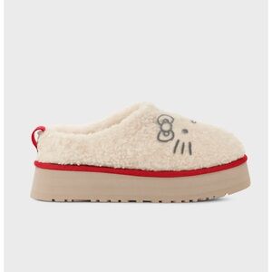 Hello Kitty - KIRA NY 
FITS TRUE TO SIZE
INDOOR & OUTDOOR WEAR
1.75” SOLE HEIGHT